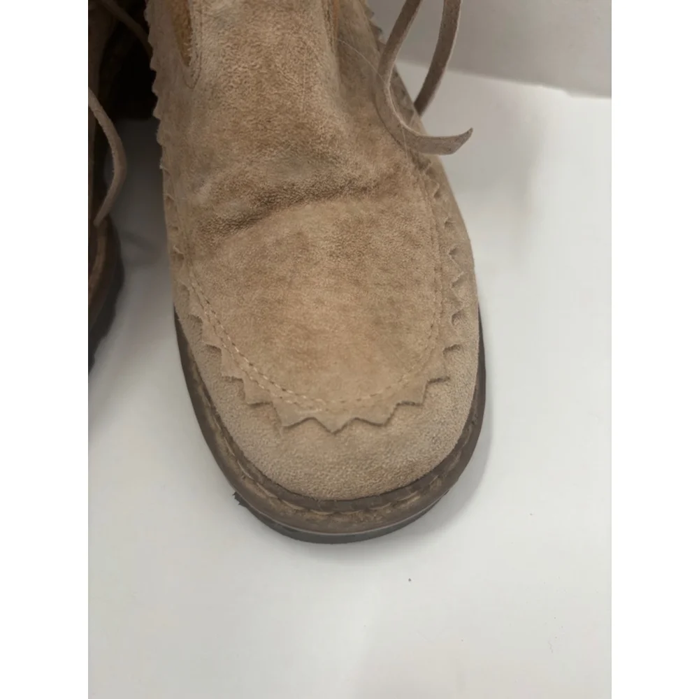 Women's Blondo Beige Suede Boots Size 6.5